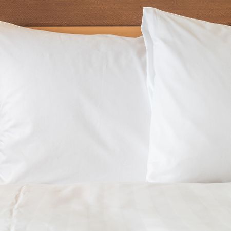 Holiday Inn Express Deforest By Ihg Екстериор снимка