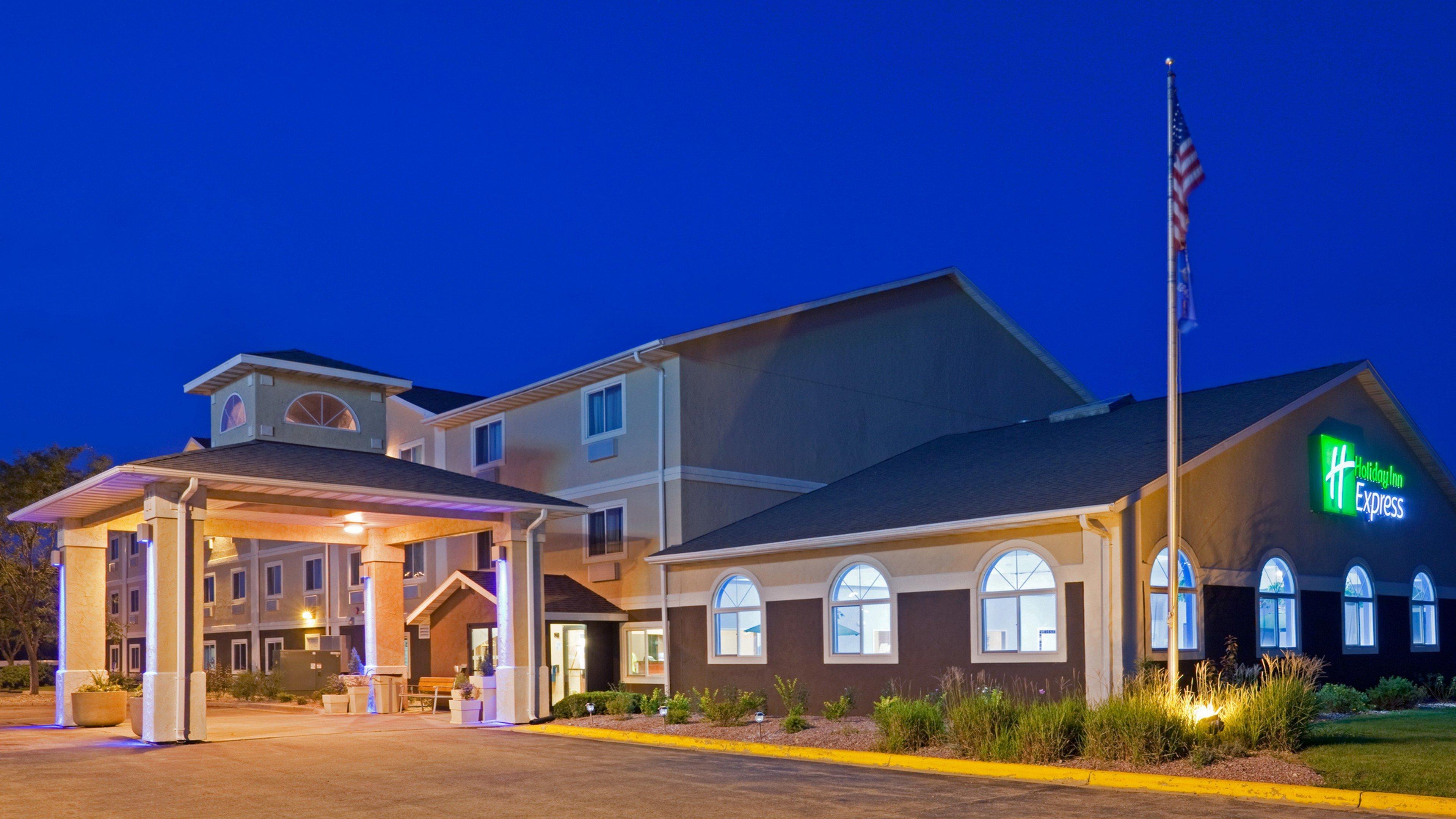 Holiday Inn Express Deforest By Ihg Екстериор снимка