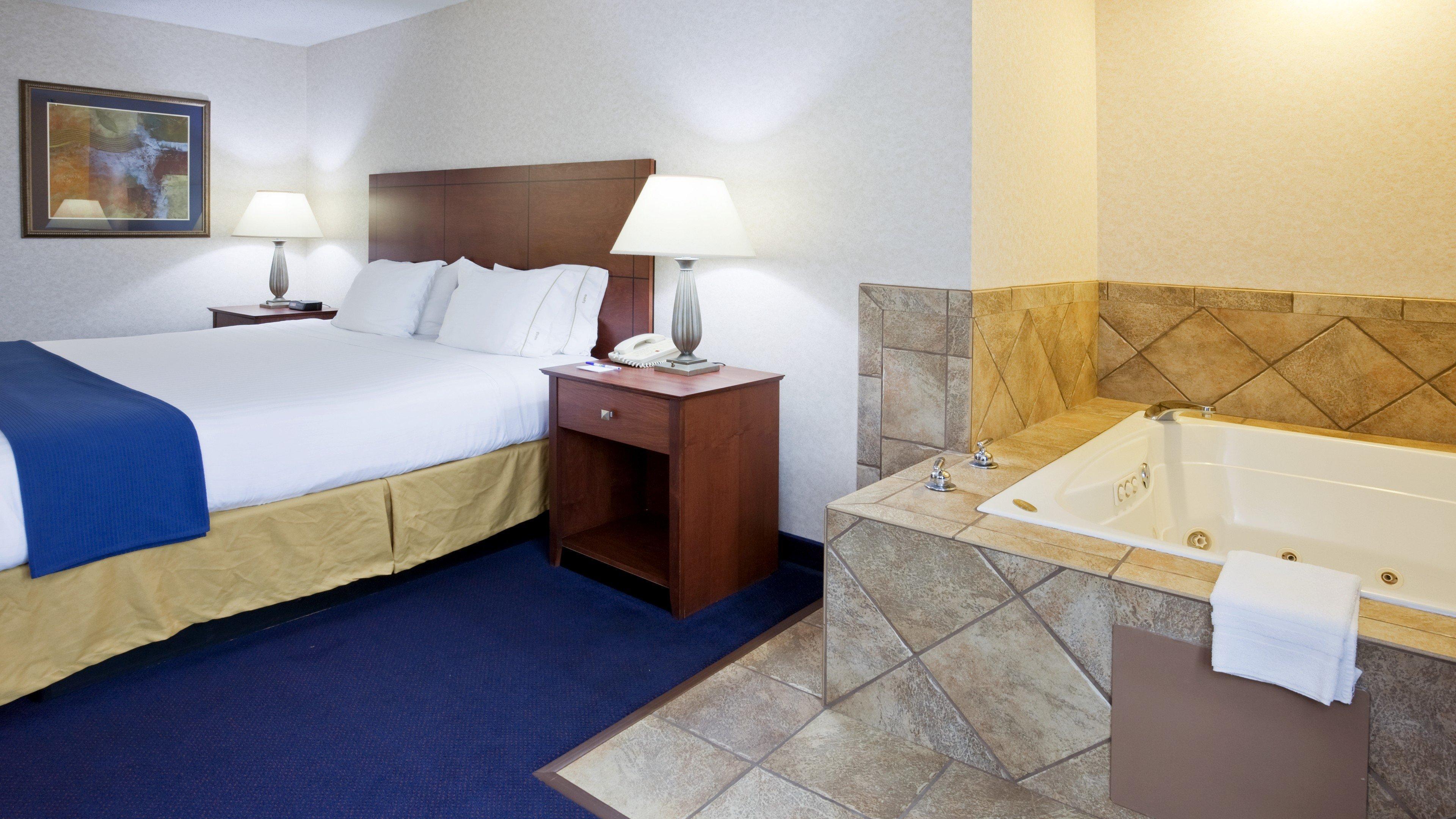 Holiday Inn Express Deforest By Ihg Екстериор снимка