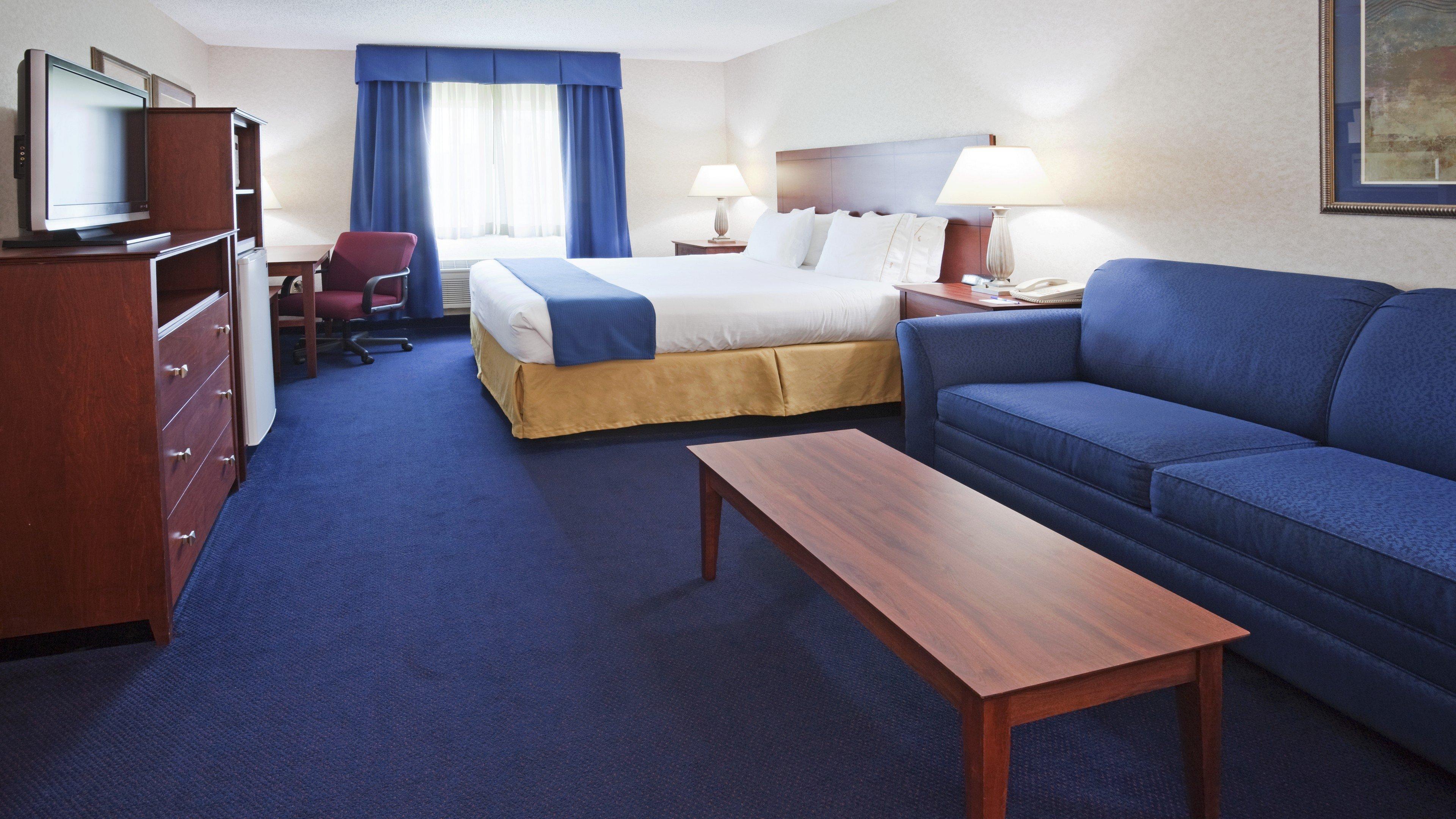 Holiday Inn Express Deforest By Ihg Стая снимка