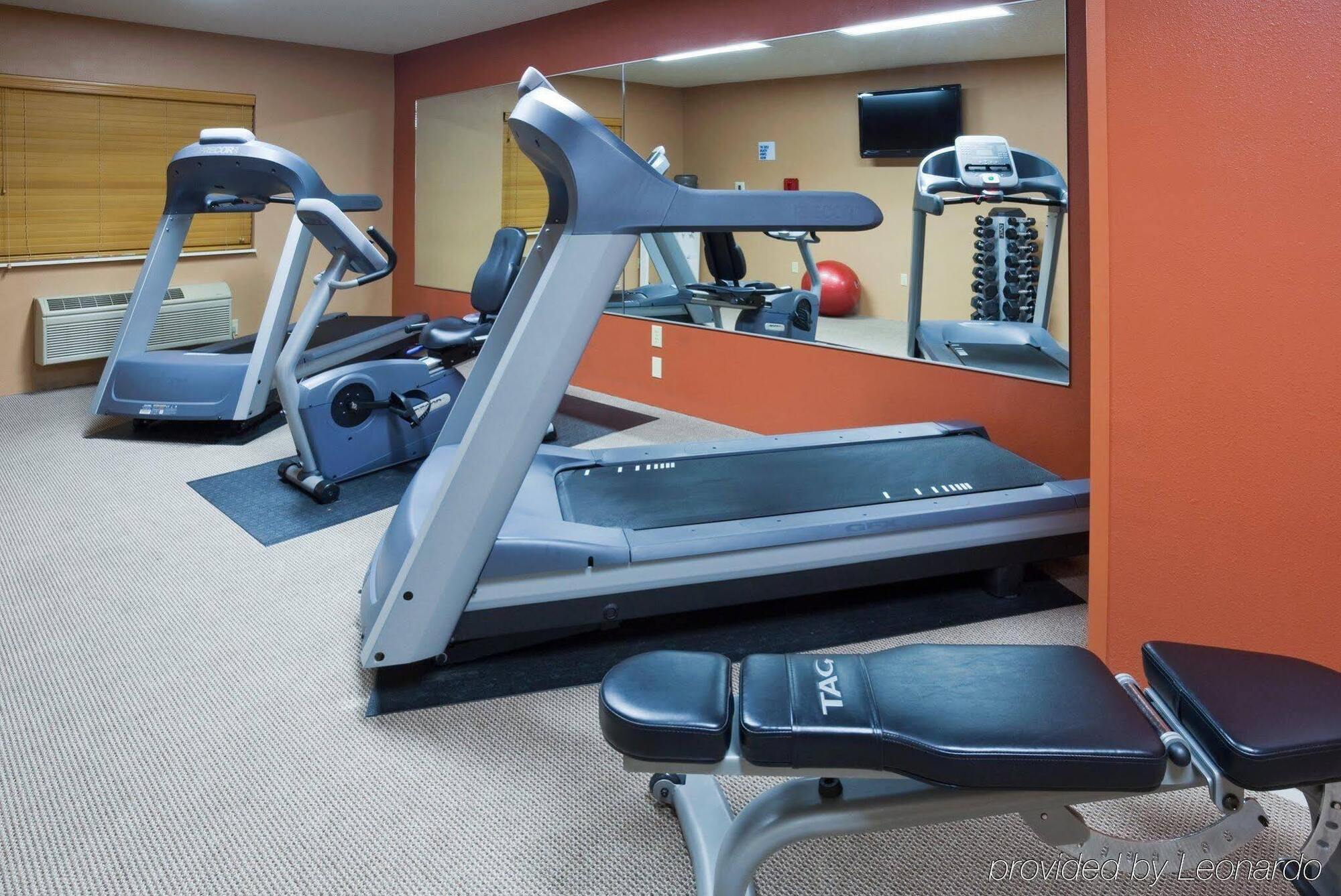 Holiday Inn Express Deforest By Ihg Екстериор снимка